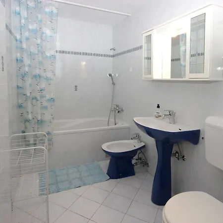Apartment Solman *