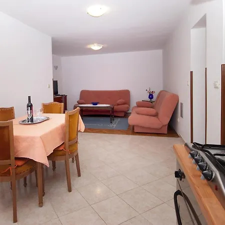 Apartment Solman Apartman